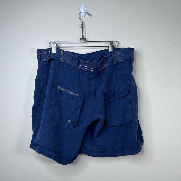 dylan clothing Tencel Cargo Shorts Cuffed and Belted Navy Size 10 - Picture 2 of 9